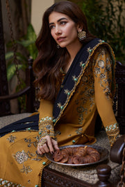ZAHA by Khadijah Shah Embroidered Khaddar Unstitched 3Pc Suit ZW23-11
