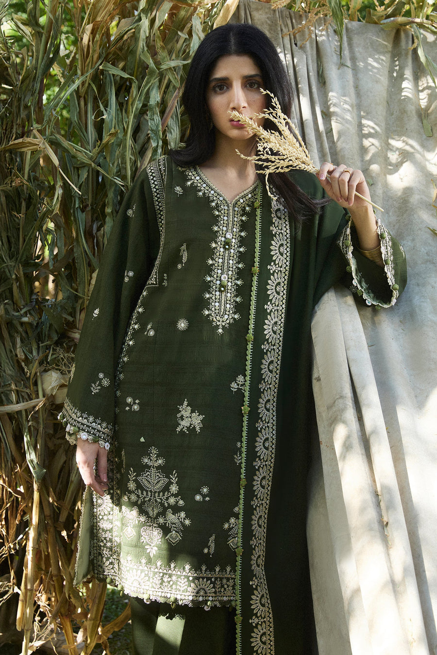 ZAHA by Khadijah Shah Embroidered Jacquard Unstitched 3Pc Suit ZW24-01