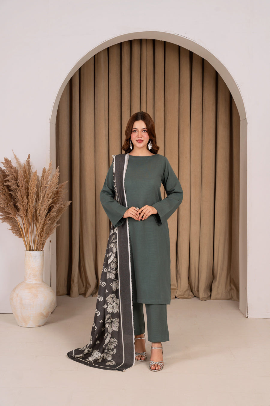 Feathers Digital Printed Khaddar Unstitched 3Pc Suit ZYRELLE-FT594