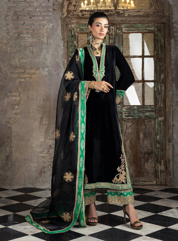Zainab_Chottani_Velvet_Vanya_Deep_Black_Color_Suit_D3