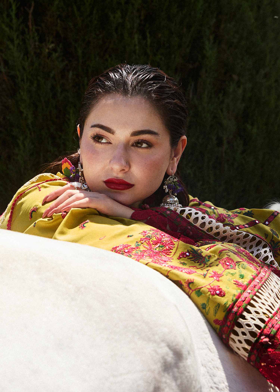 Hussain Rehar Embroidered Luxury Lawn Unstitched 3Pc Suit D-03 ZEST
