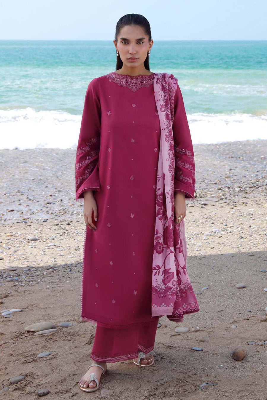 Seran Afsanah Embroidered Lawn Unstitched 3Pc Suit D-15 ZURI