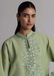 Coco Zara Shahjahan NEELAM 4B embroidered winter portrait detail