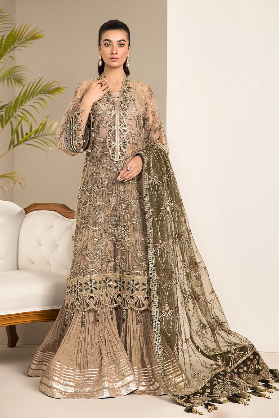 Alizeh Fashion Lamhay Festive Embroidered NEt 3Pc Suit V15D02 - Emhal