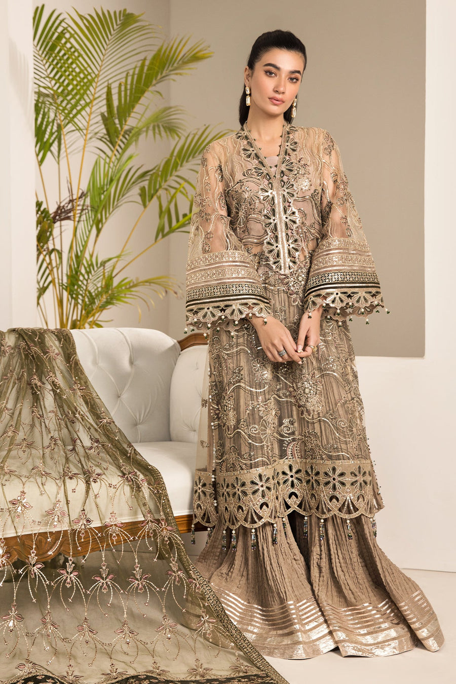 Alizeh Fashion Lamhay Festive Embroidered NEt 3Pc Suit V15D02 - Emhal