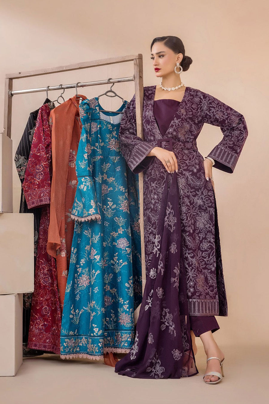 Florid by Safwa Premium Embroidered Cotton Unstitched 3Pc Suit FLO-05