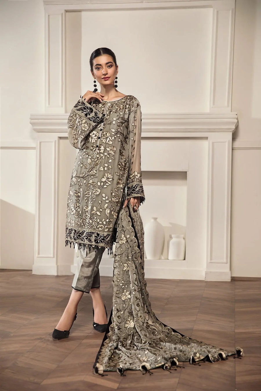 Alizeh Fashion Vol-02 Embroidered Chiffon 3Pc Suit D-10 Ilara