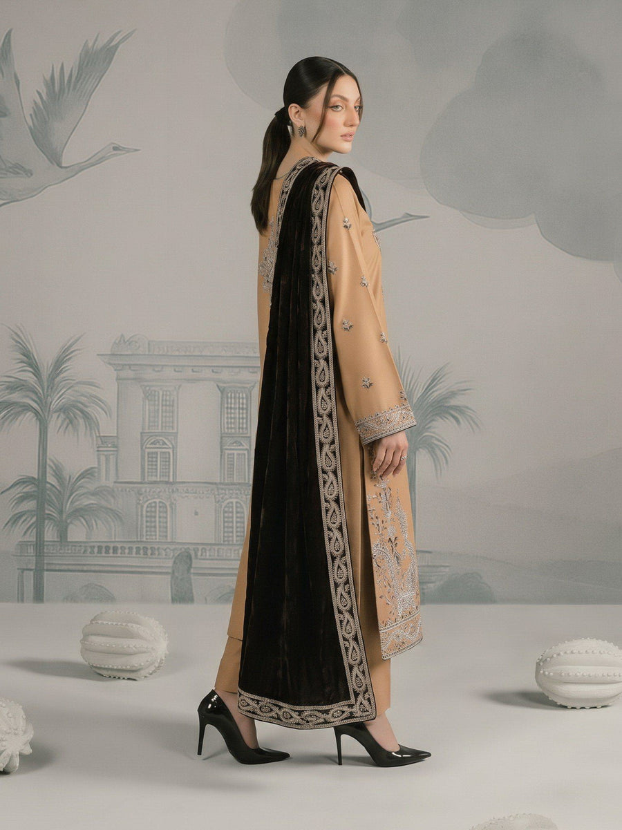 Zeenia Winter Pearls Embroidered Chamki Fabric Unstitched 3Pc Suit D-04