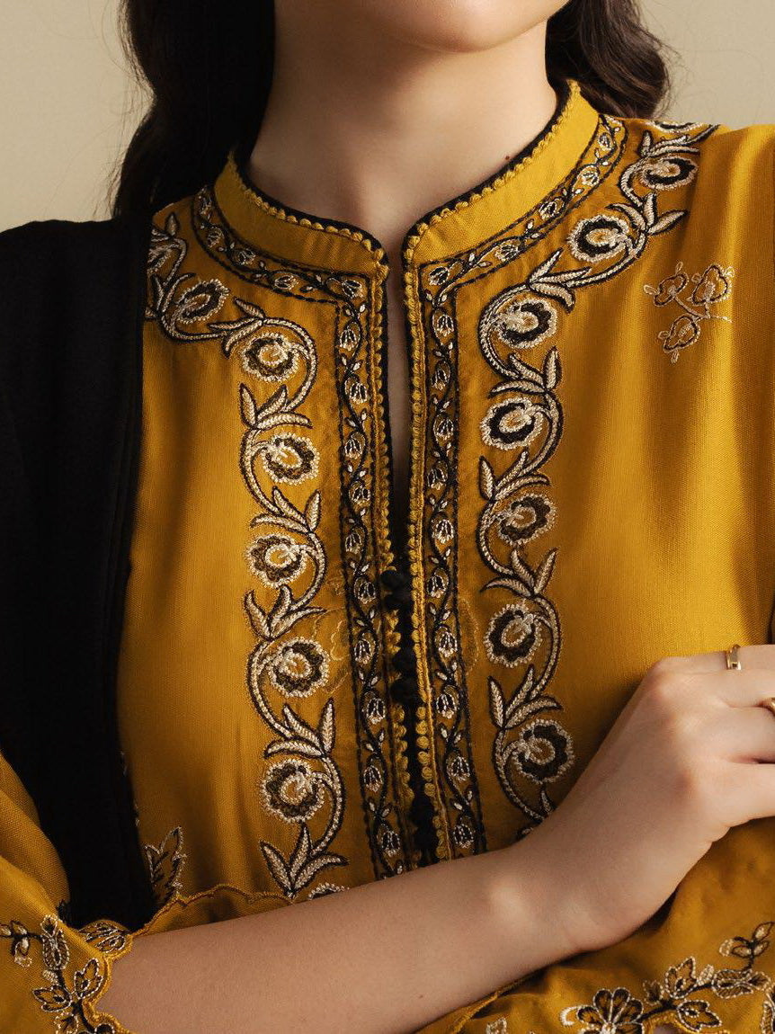 Coco by Zara Shahjahan Winter Unstitched Khaddar 3Pc Suit D-05A DAWN