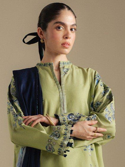 Coco by Zara Shahjahan Winter Unstitched Khaddar 3Pc Suit D-10B SNOWDROP