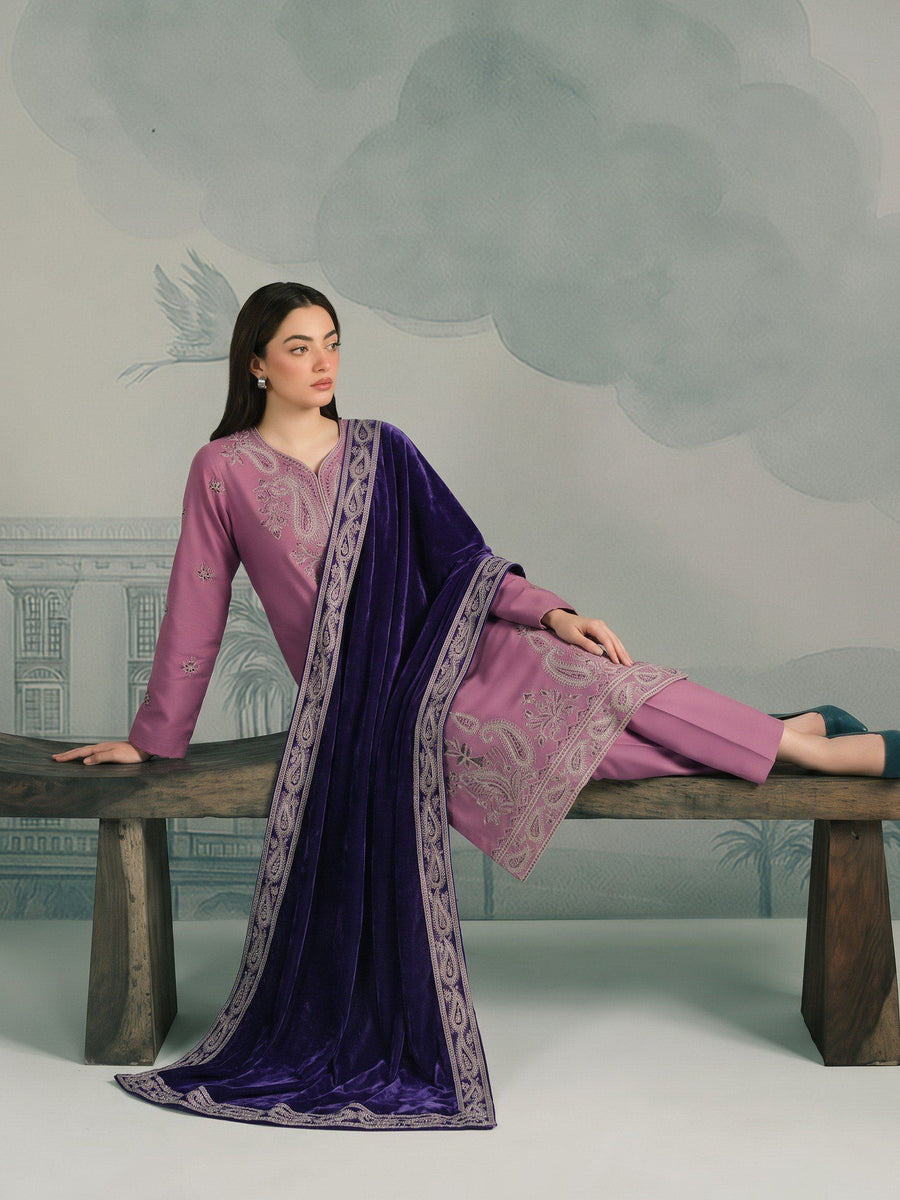 Zeenia Winter Pearls Embroidered Chamki Fabric Unstitched 3Pc Suit D-03