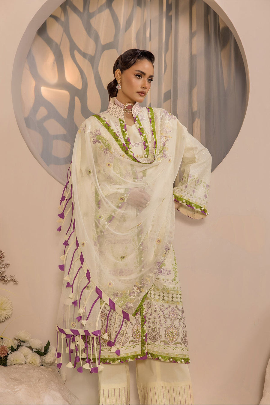 Safwa Ivory Embroidered Lawn Unstitched 3Piece Suit - IVO02