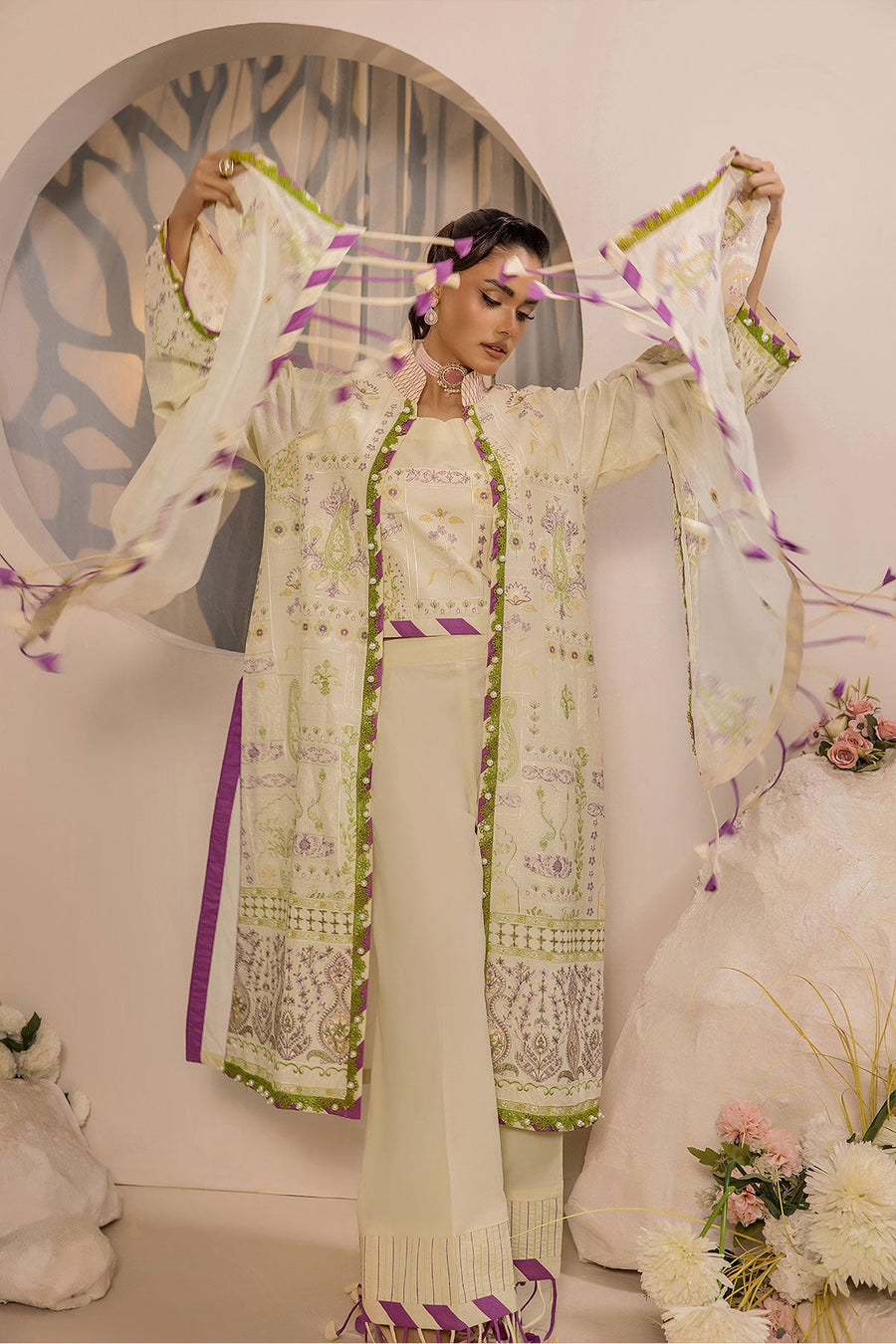 Safwa Ivory Embroidered Lawn Unstitched 3Piece Suit - IVO02