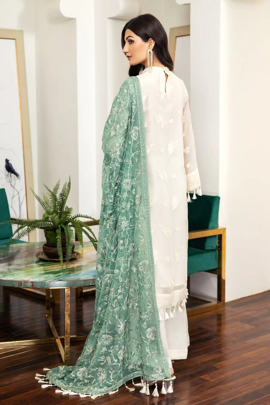 Alizeh Fashion Royale DE LUXE Embroidered Chiffon 3Pc Suit D-07 Lilas