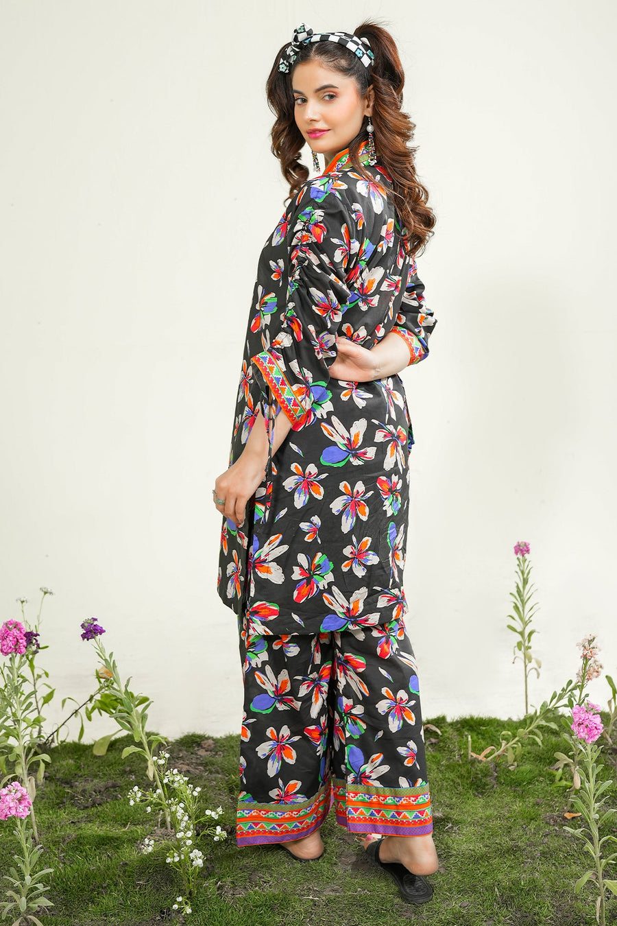Safwa Printed Lawn Pret 2Pc Suit ( Ready To Wear ) P000875