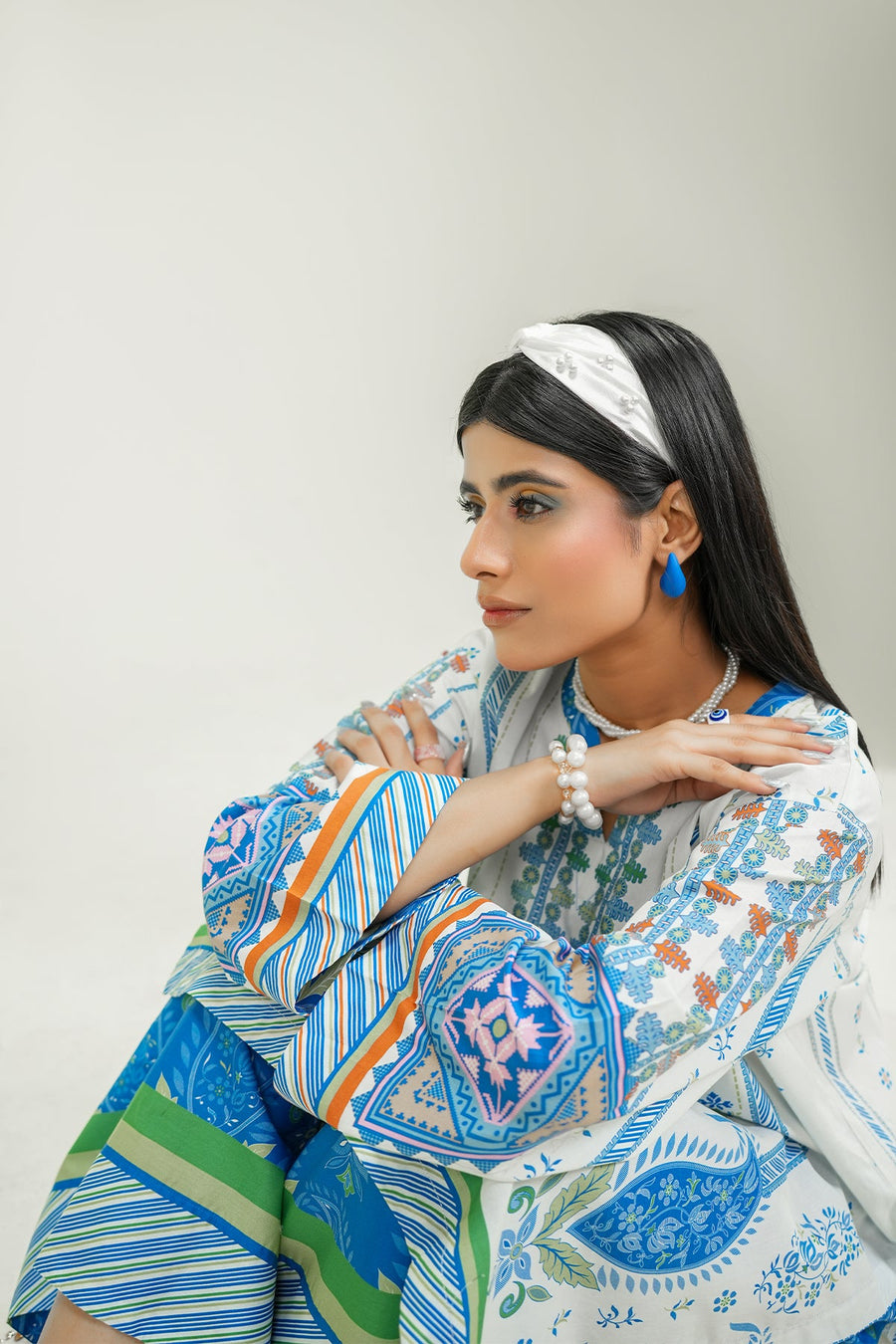Safwa Printed Lawn Pret 2Pc Suit ( Ready To Wear ) P000907