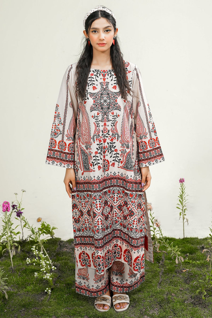 Safwa Printed Lawn Pret 2Pc Suit ( Ready To Wear ) P000910