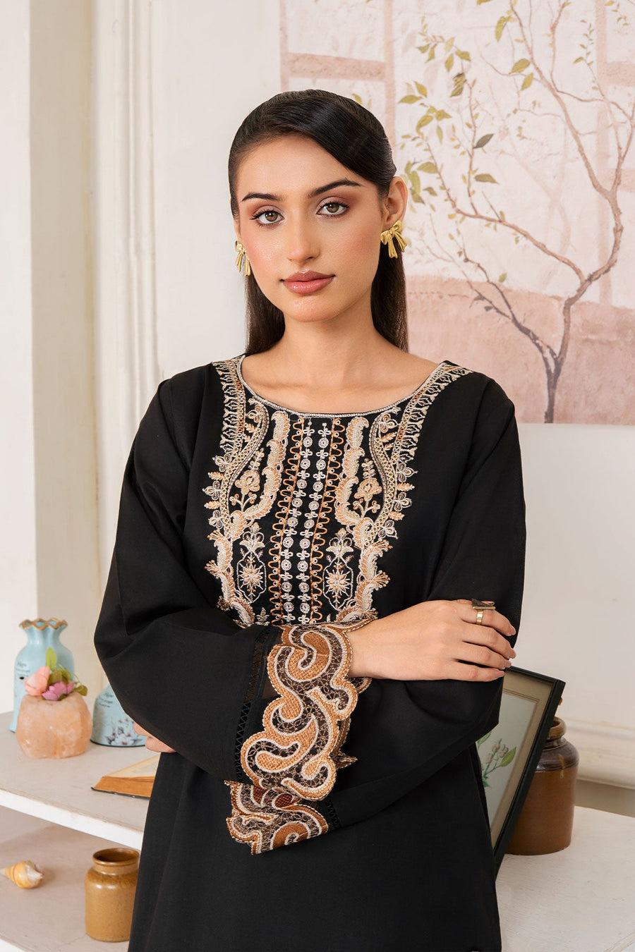 Safwa Embroidered Formal 2PC Ready to Wear Suit - P000945