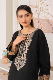 Safwa Embroidered Formal 2PC Ready to Wear Suit - P000945
