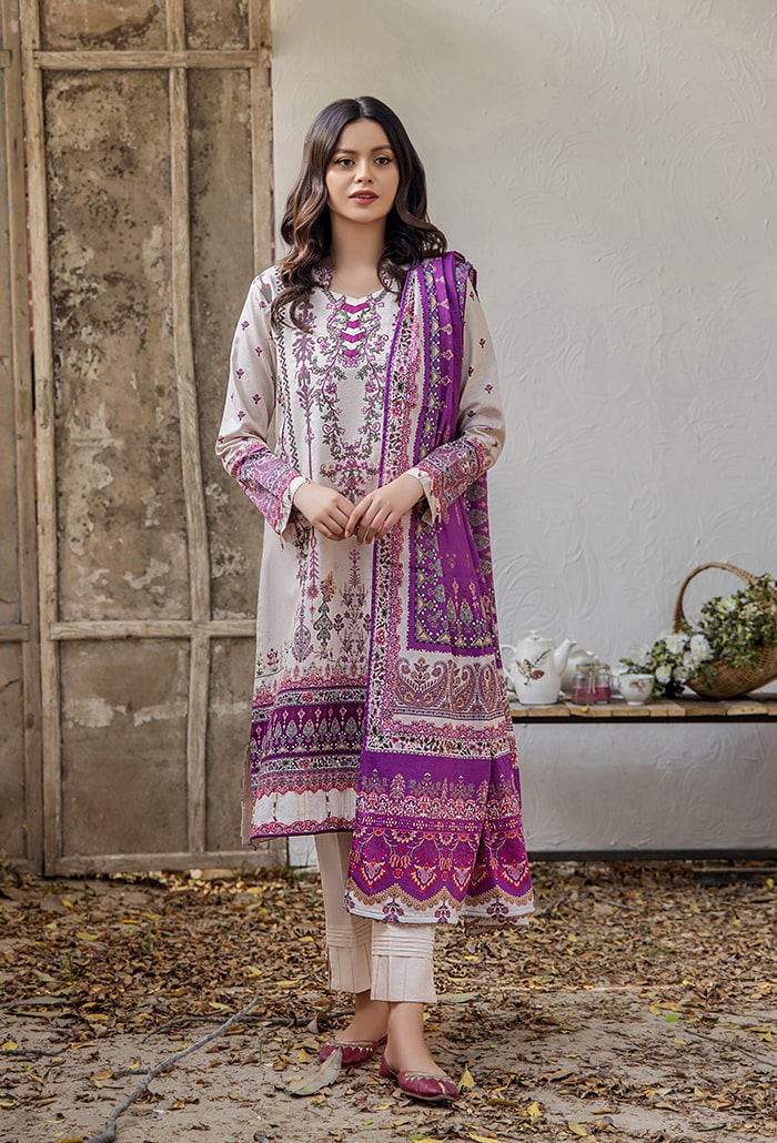 Saira Bano by Humdum Embroidered Lawn Unstitched 3Pc Suit D-01