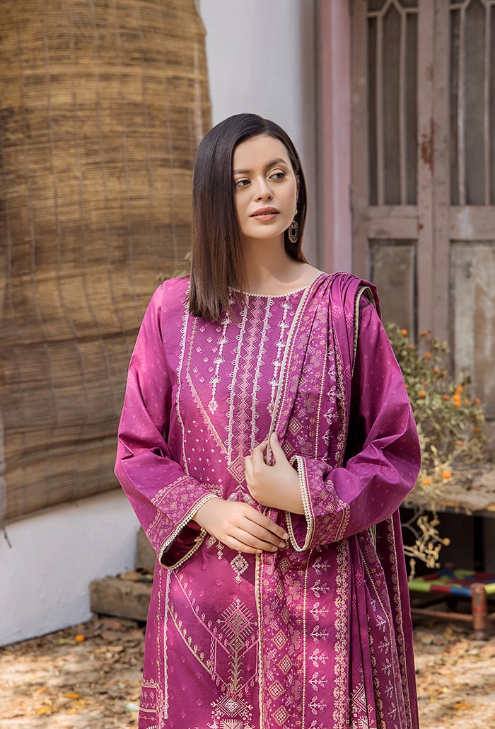 Saira Bano by Humdum Embroidered Lawn Unstitched 3Pc Suit D-03