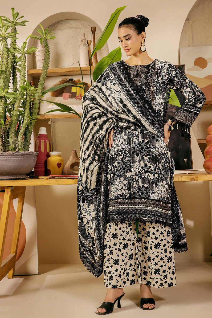 Limra by Safwa Digital Printed Viscose Unstitched 3Pc Suit USM-15
