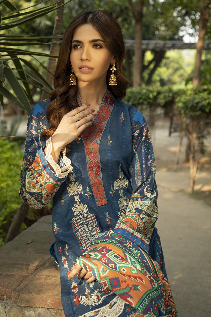 Motifz Fall Winter Embroidered Khaddar Unstitched 3pc Suit 0004-AZURE - FaisalFabrics.pk