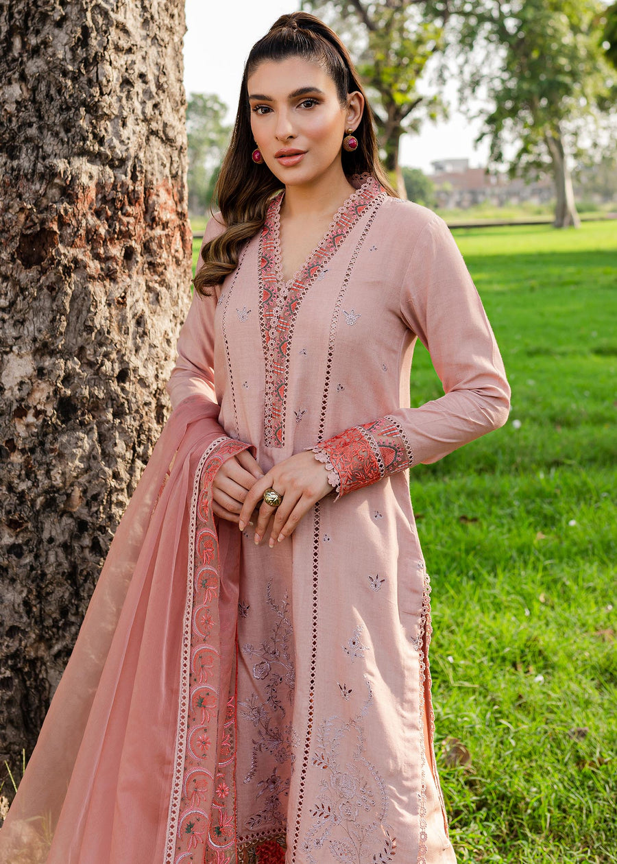 Kaia | Zoya & Fatima