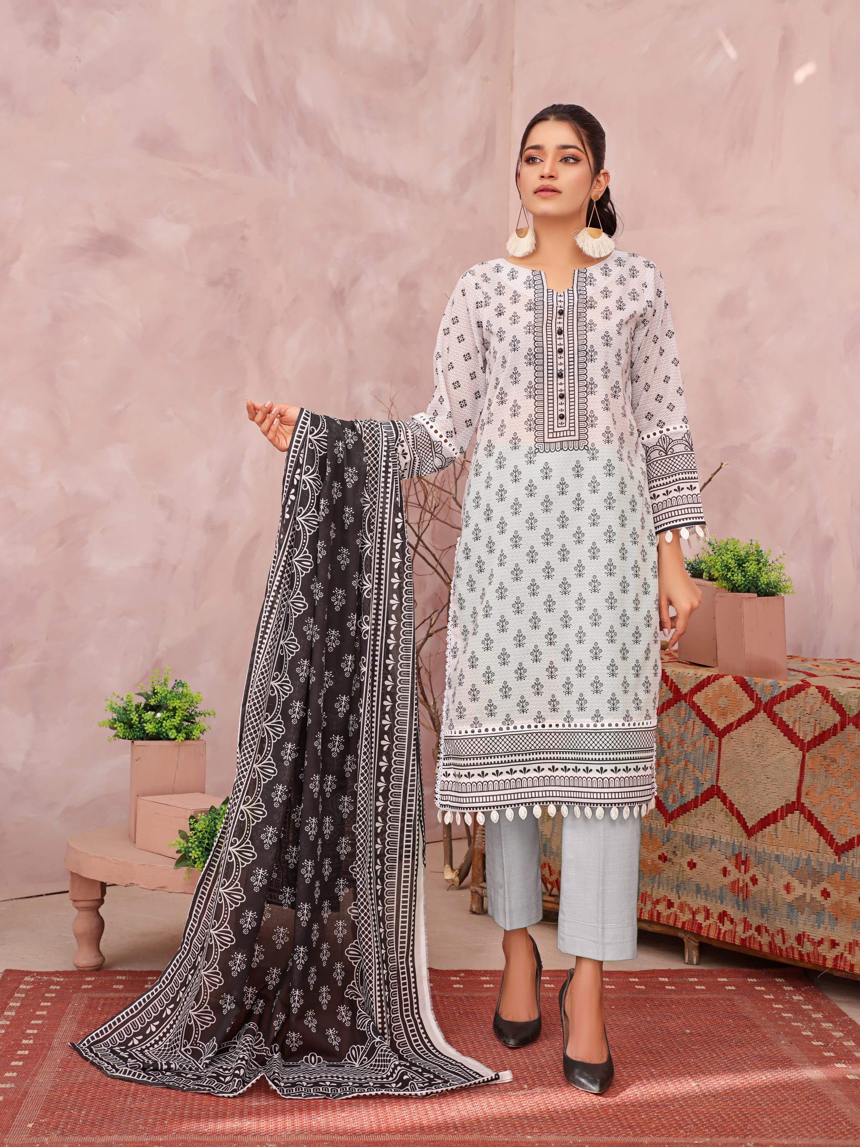 Humdum Collection Rang e Noor by Humdum Unstitched Printed Lawn 3 Piece Suit D-07