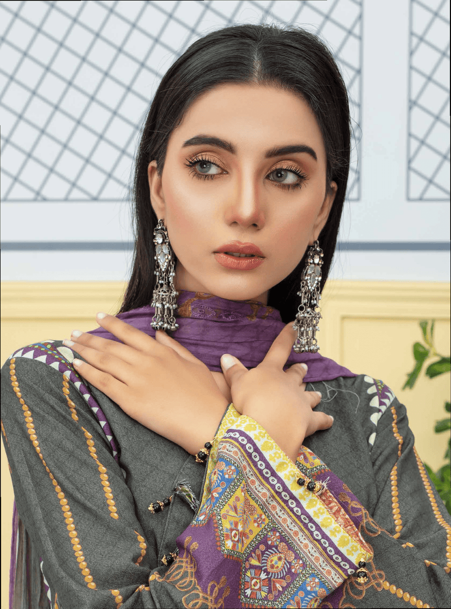 Fiza Noor Eshal Embroidered Karandi Unstitched 3Pc Suit D-04