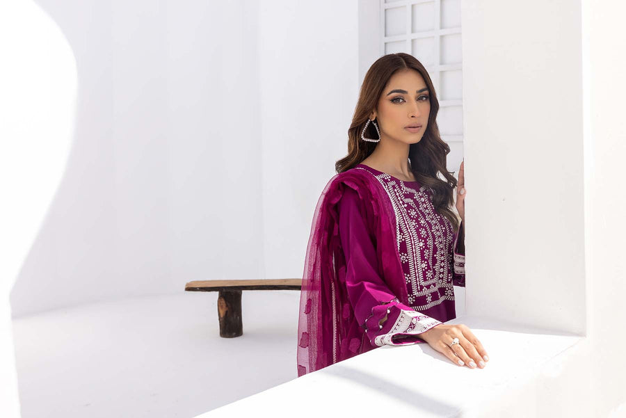 Nuriyaa Spring Summer Embroidered Lawn Pret 3 Piece Suit - Scarlet
