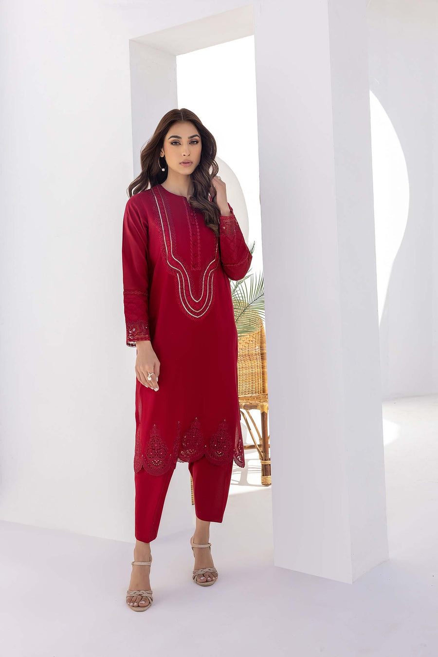 Nuriyaa Spring Summer Embroidered Lawn Pret 3 Piece Suit - Askim