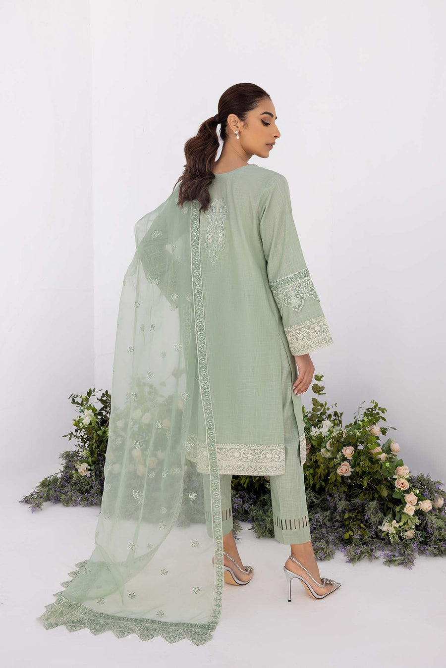 Nuriyaa Spring Summer Embroidered Lawn Pret 3 Piece Suit - Gul