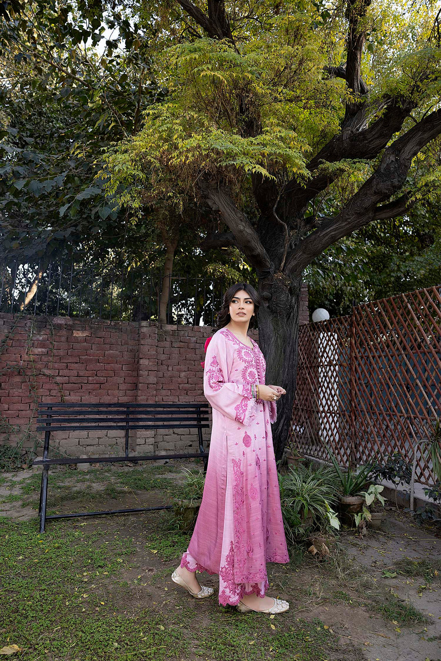 Nuriyaa Winter Pret Embroidered Linen 2 Piece Suit - Bano