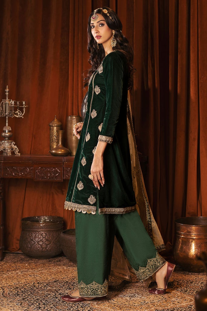Motifz Grand Valour Embroidered Velvet Unstitched 3Pc Suit 3164-NOOR-JAHAN - FaisalFabrics.pk