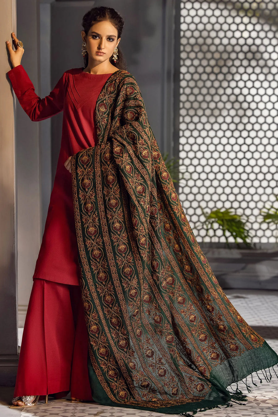 Motifz Unstitched Embroidered Pashmina Blend Shawl 3417-FLORAL-BOUQUET