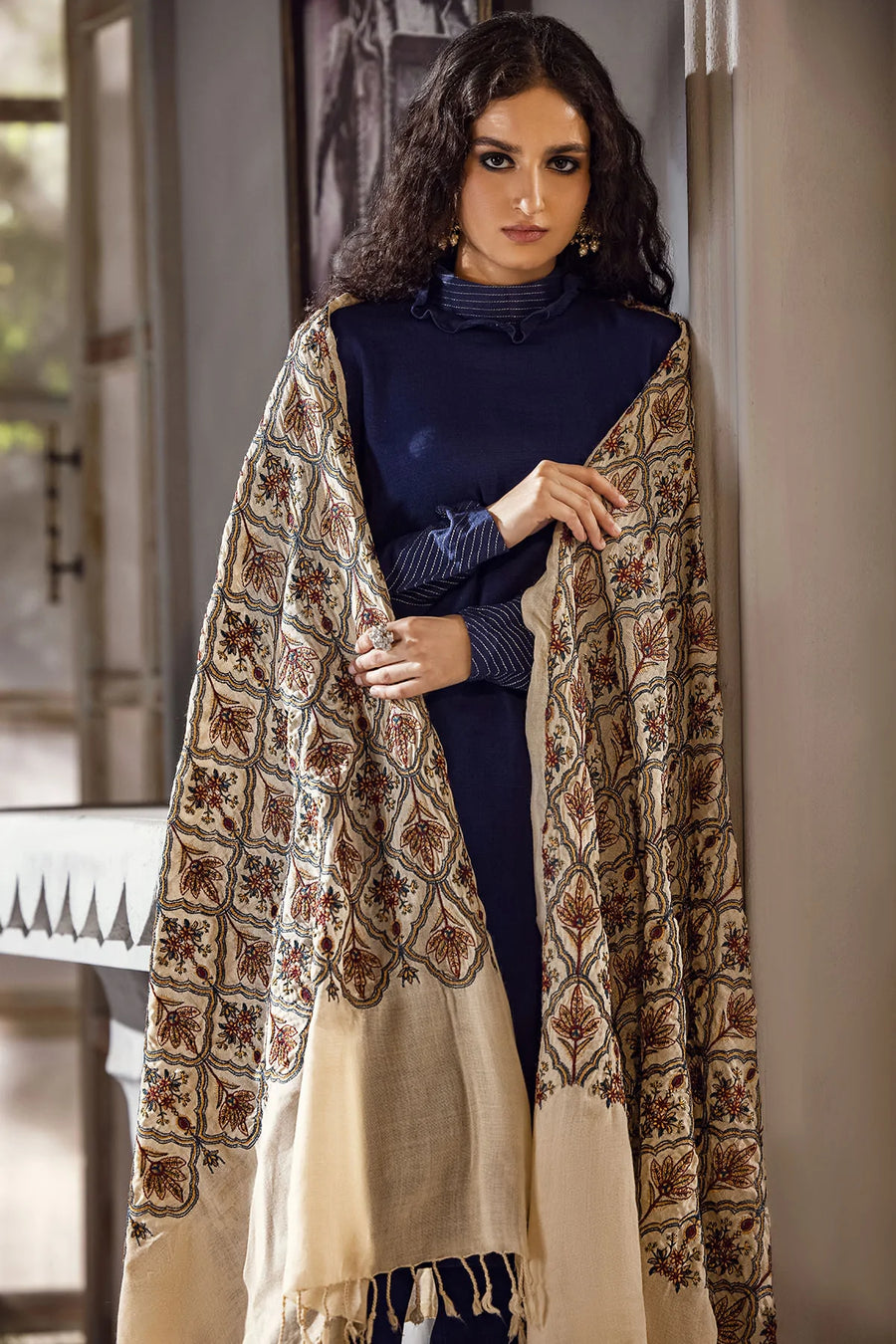 Motifz Unstitched Embroidered Pashmina Blend Shawl 3418-TASAWAR