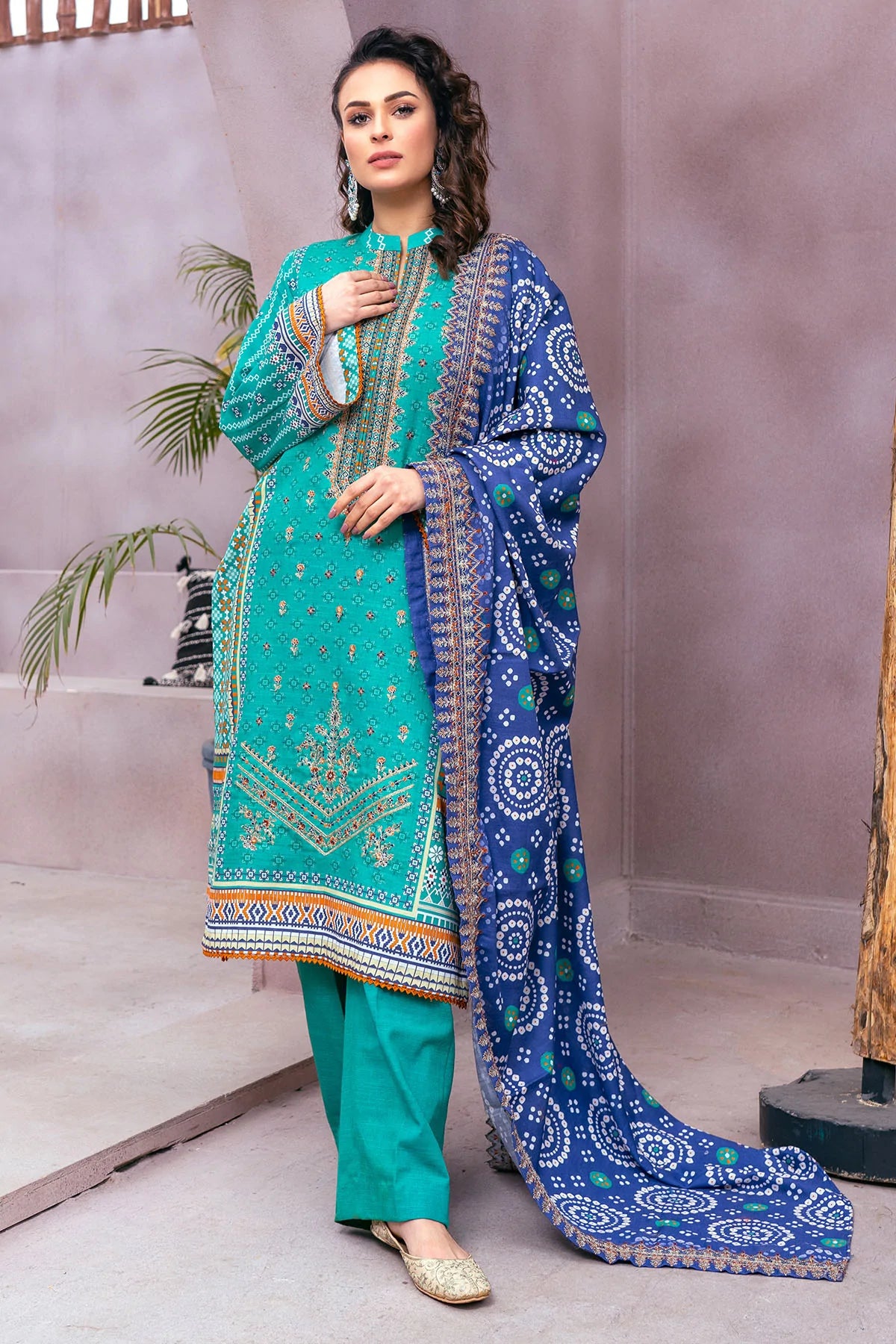 Motifz Amal Unstitched Embroidered Khaddar 3Pc Suit 3512 CHANDLER