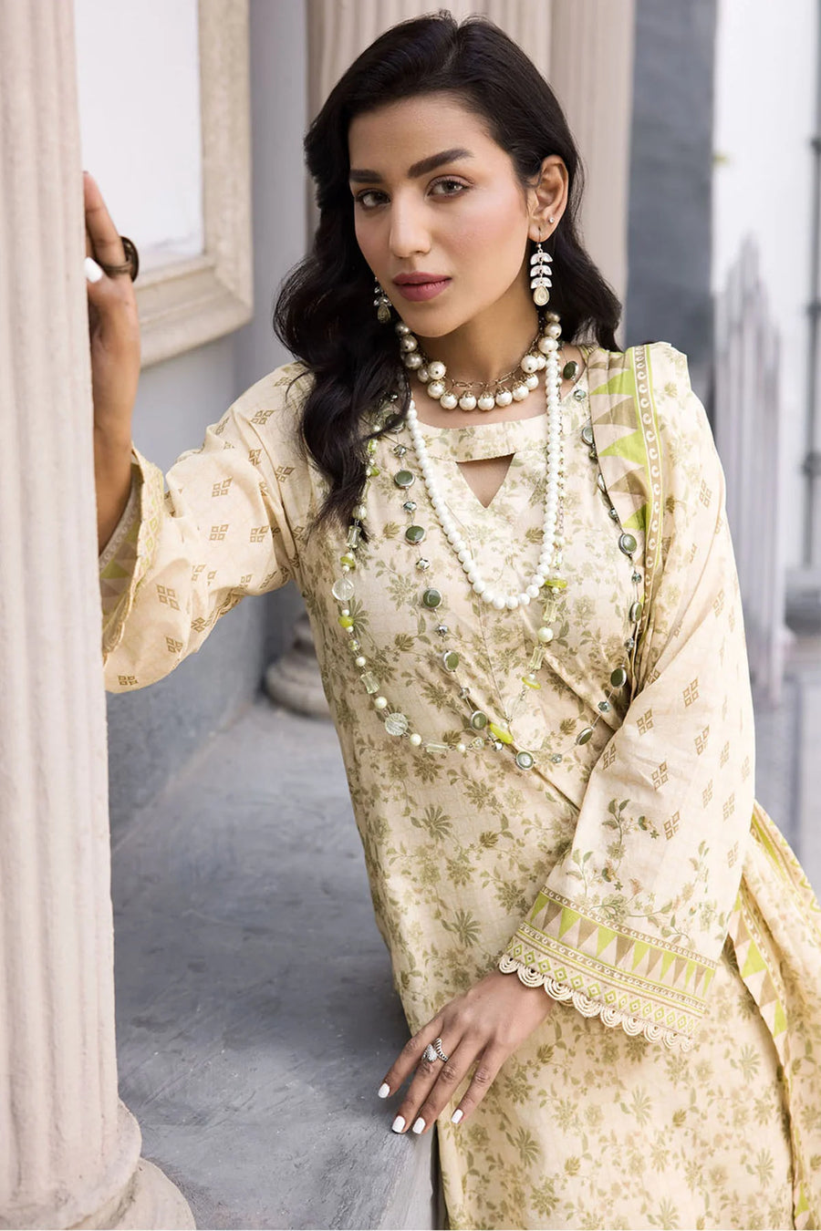 Rang by Motifz Digital Printed Lawn Unstitched 3 Piece Suit 3726-ZARIN