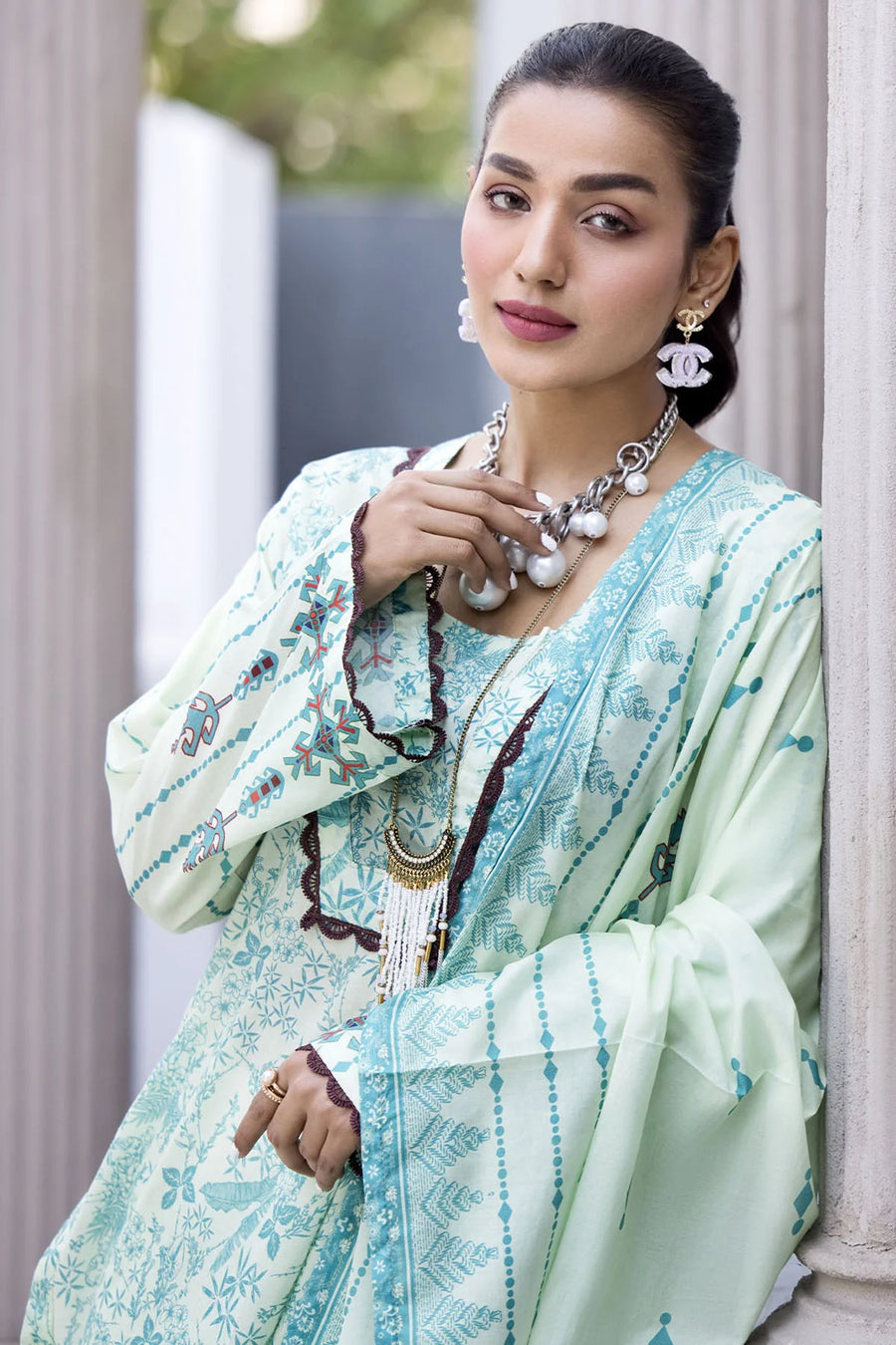 Rang by Motifz Digital Printed Lawn Unstitched 3 Piece Suit 3728-LAINA