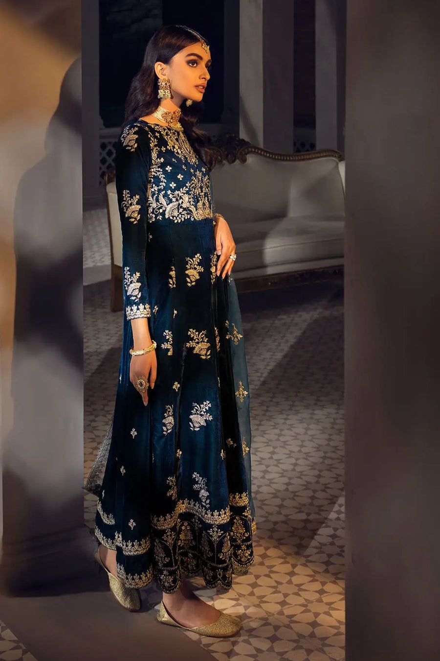 Motifz Grand Velou Embroidered Velvet Unstitched 3Pc Suit 3782-SALMON