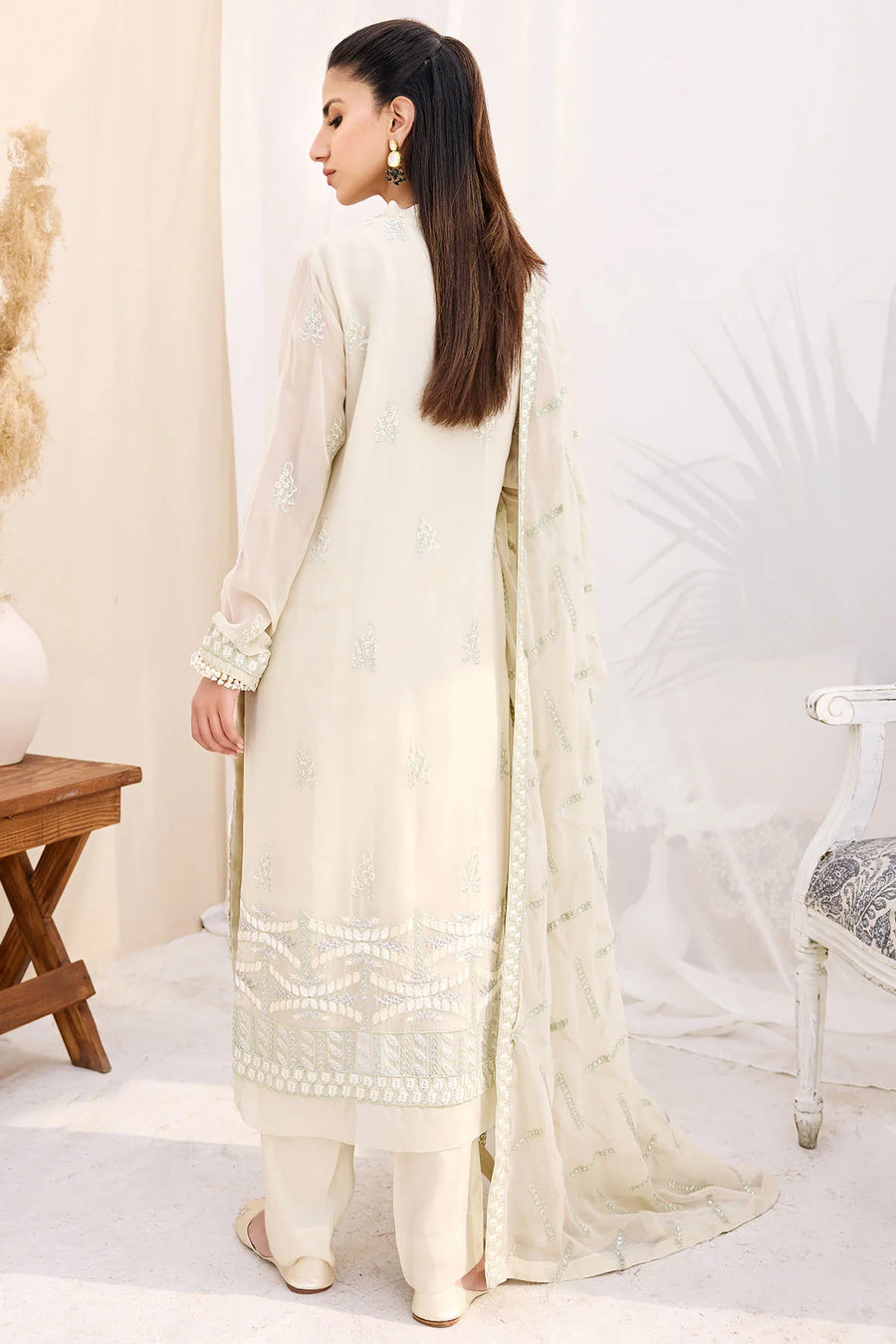 Motifz Embroidered Bemberg Chiffon Unstitched 3Pc Suit 3876-SETAREH