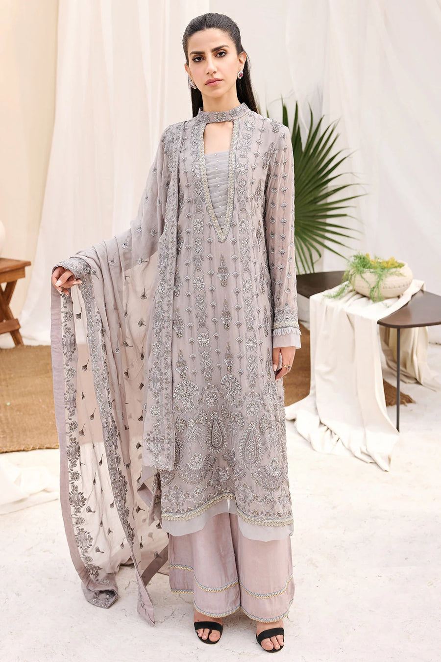 Motifz Embroidered Bemberg Chiffon Unstitched 3Pc Suit 3879-IRAAN