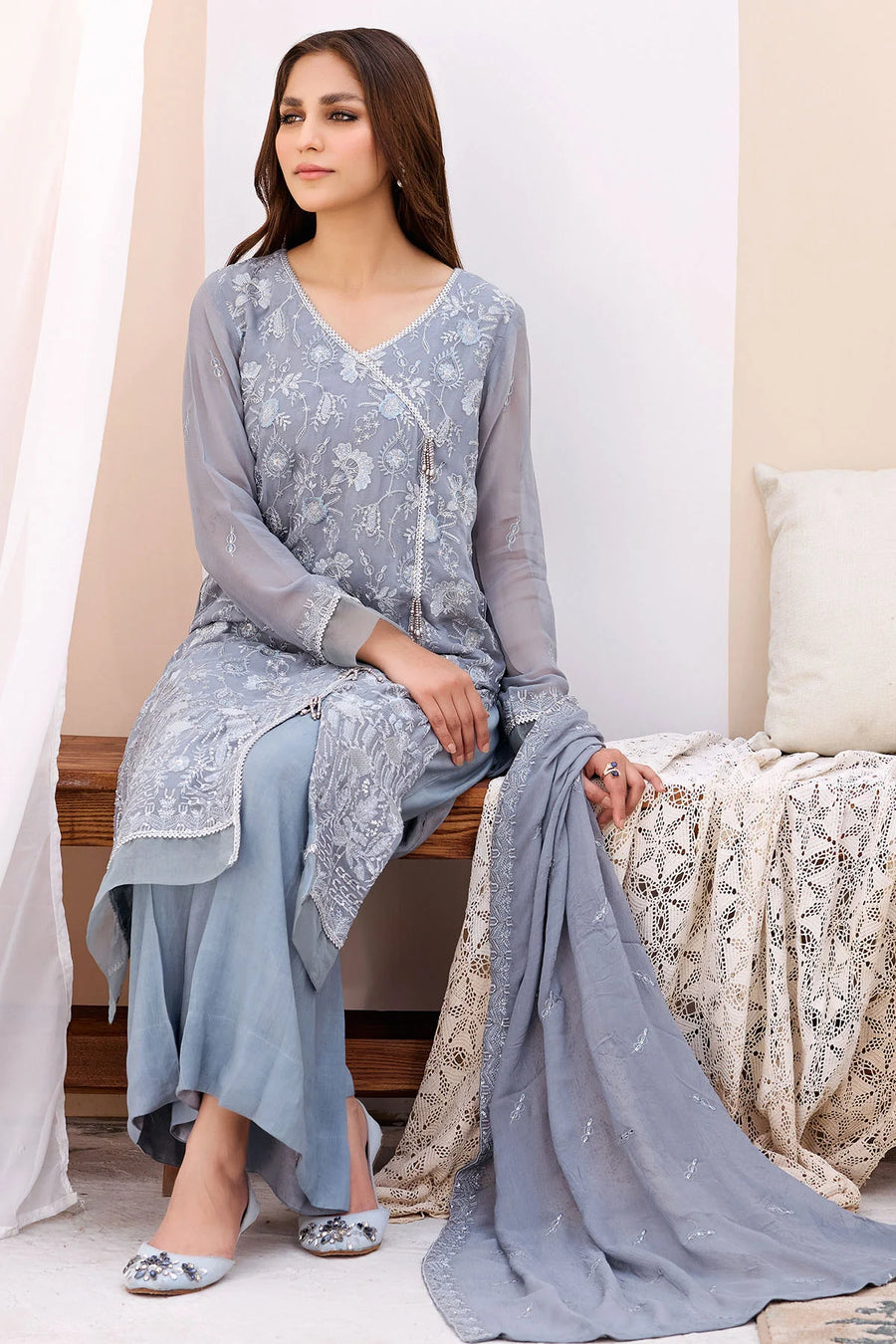 Motifz Embroidered Bemberg Chiffon Unstitched 3Pc Suit 3905-KAIE