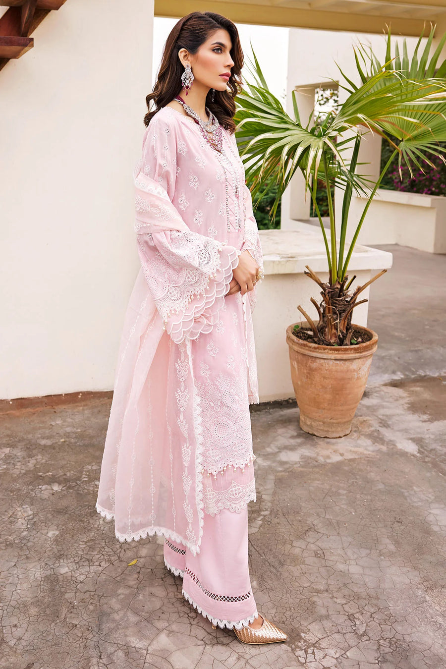 Motifz Schiffli Embroidered Lawn Unstitched 3Pc Suit 3978-AYZEL