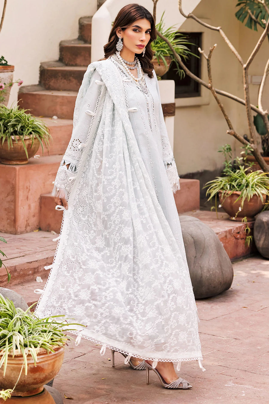 Motifz Schiffli Embroidered Lawn Unstitched 3Pc Suit 3981-NAZ
