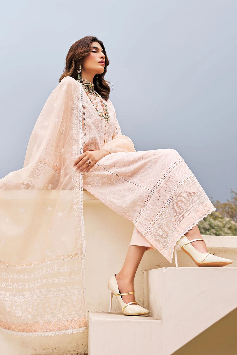 Motifz Schiffli Embroidered Lawn Unstitched 3Pc Suit 3982-ASRA