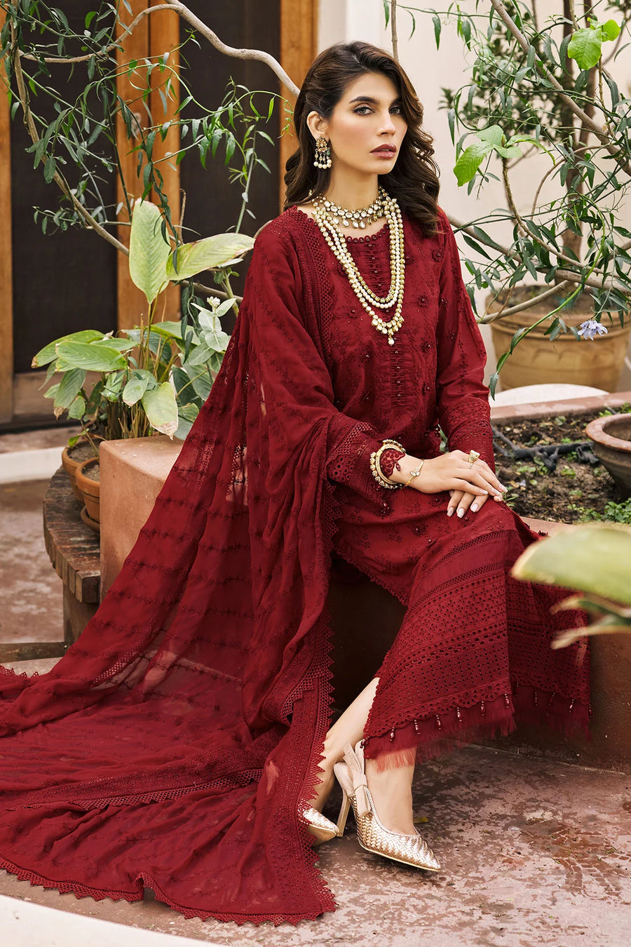 Motifz Schiffli Embroidered Lawn Unstitched 3Pc Suit 3985-RAHMA