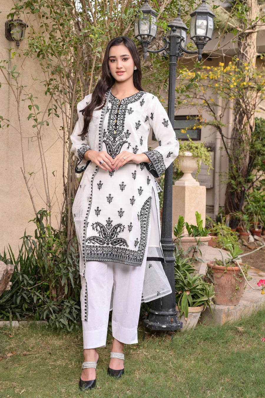 MAK Fashion Ready to Wear 3 Pc Embroidered Organza EFO-1003
