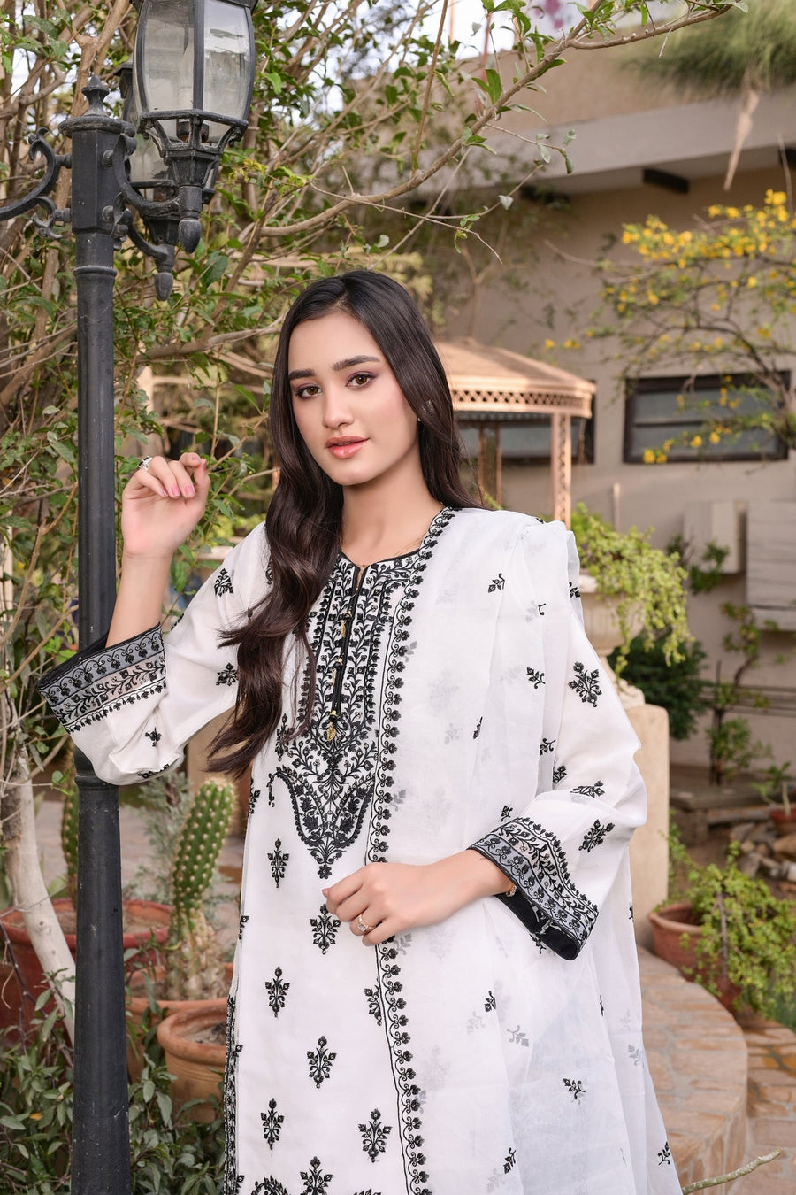 MAK Fashion Ready to Wear 3 Pc Embroidered Organza EFO-1003